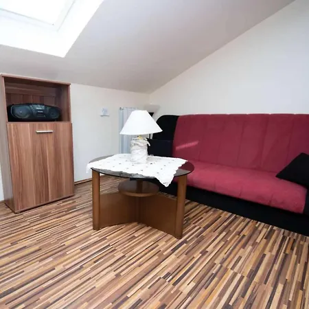 Apartmán Family-friendly With Swimming Pool Njivice, Krk - 21862 Njivice
