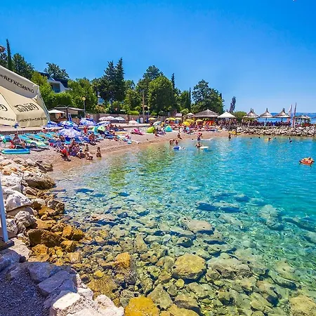 Apartament Family-friendly With Swimming Pool Njivice, Krk - 21862 *