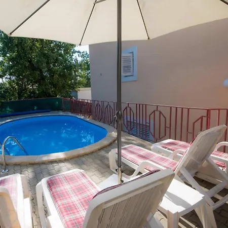 Family-friendly With Swimming Pool Njivice, Krk - 21862 * Njivice